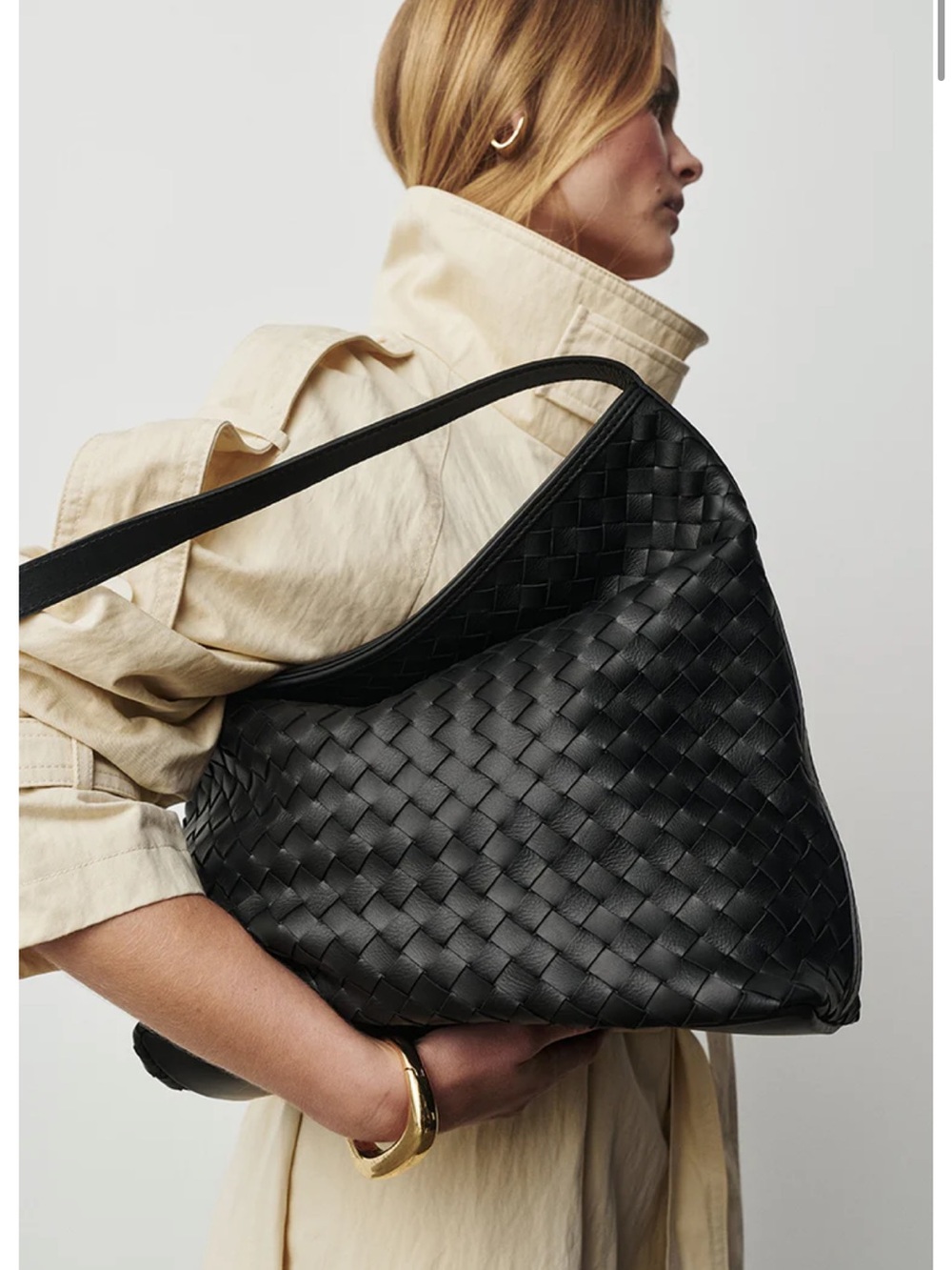 NWT Vestirsi Bianca Black Woven Boho Shoulder Bag - Women's